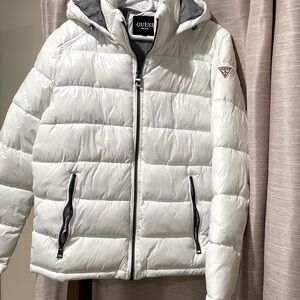 New with tags Guess men’s large puffer jacket